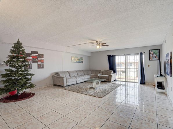 301 NW 177th St APT 214