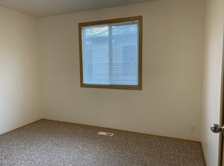 900 179th Ave, Beaverton, OR 97003