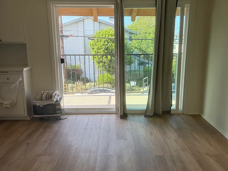 1912 Rockefeller Ln #201 — Photo 5