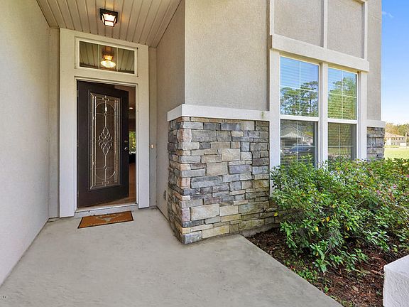 3rd image of 15830 Dallas Creek Ct