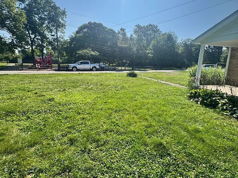 3805 Claybourne Rd — Photo 10