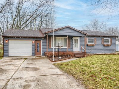 6094 Lincoln Blvd, Grand Blanc, MI, 48439