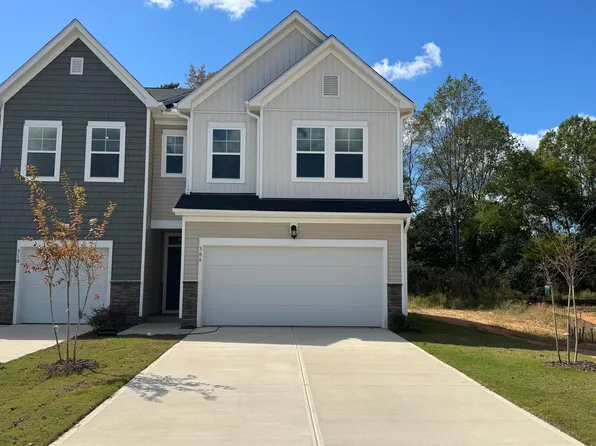 306 Thompson Overlook Way, Smithfield, NC 27577