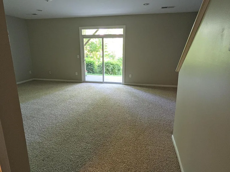 5313 Cambridgeshire Loop — Photo 3