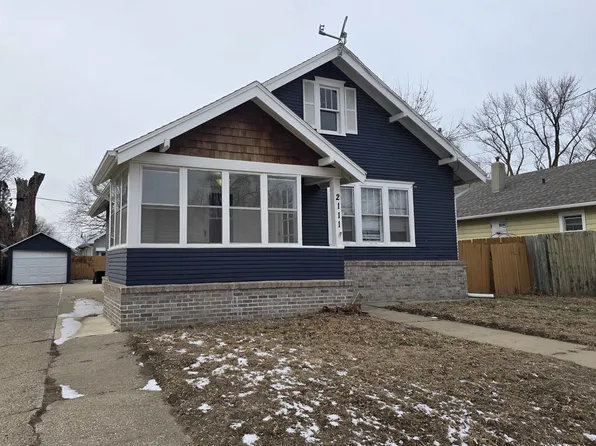 2111 S Alice St, Sioux City, IA 51106
