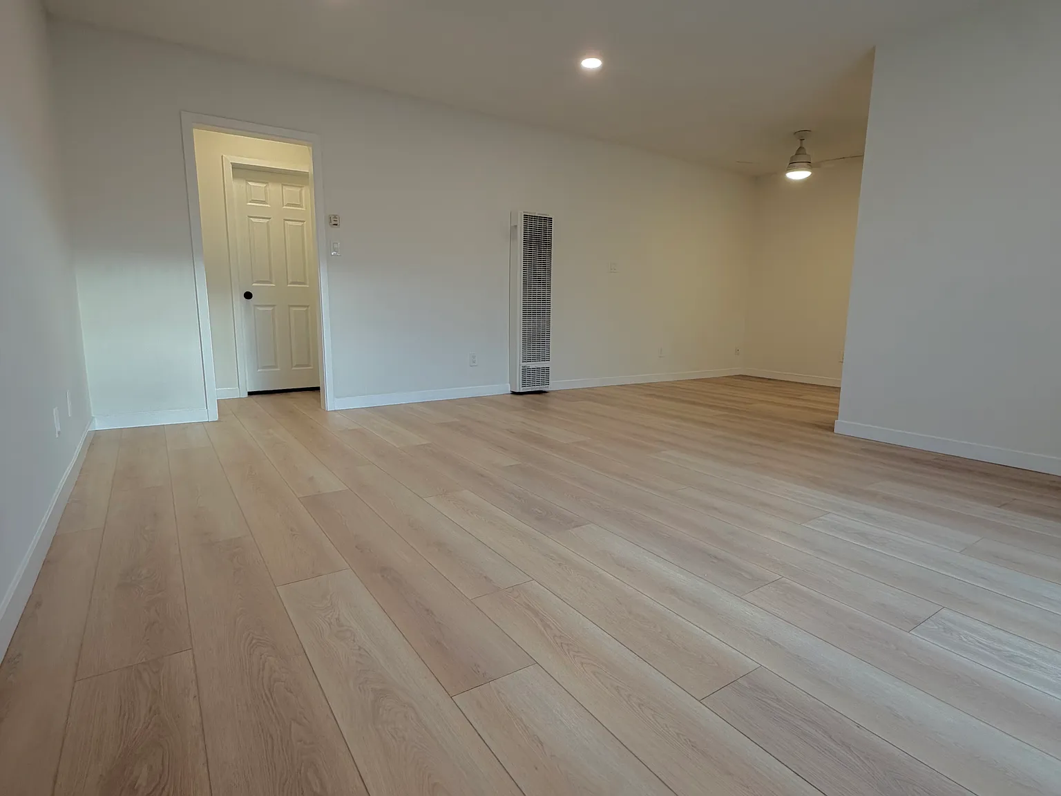 504 Hill Drive — Photo 2