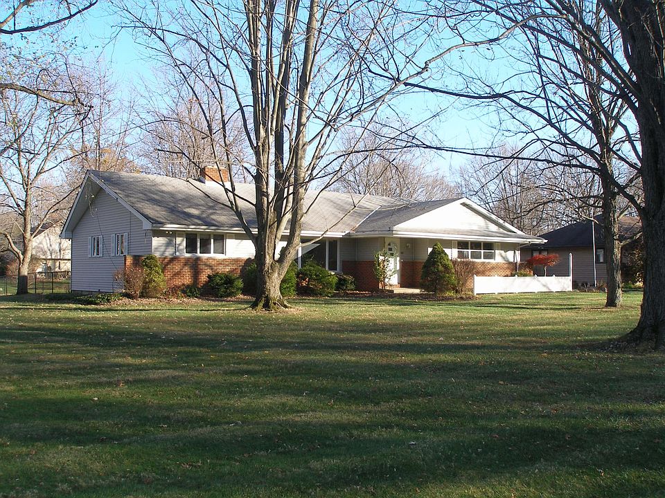 1st image of 2785 Clark Pkwy