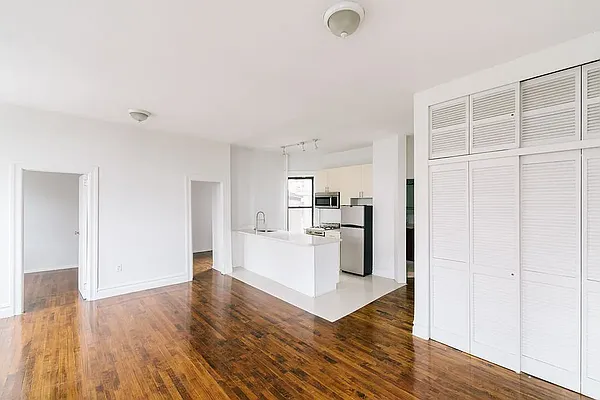 Rented by REAL New York | media 10