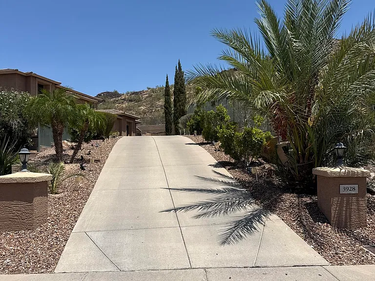 3928 W Range Mule Dr — Photo 5
