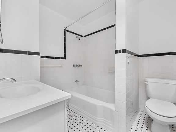 4th image of 155 Montague St #3C