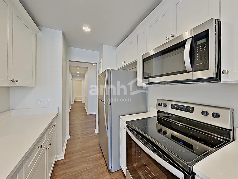 1038 Secretariat Dr — Photo 4
