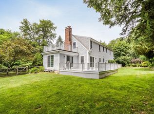 20 Village Ln, West Barnstable, MA 02668