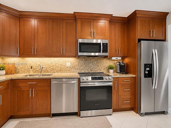 3rd image of 5901 Camino Del Sol APT 207
