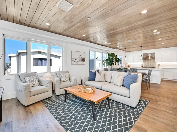 3940 Seashore Dr, Newport Beach, CA 92663