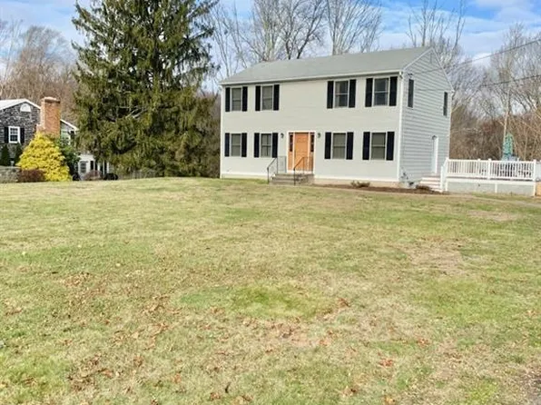 151 Hope Rd, Cranston, RI 02921