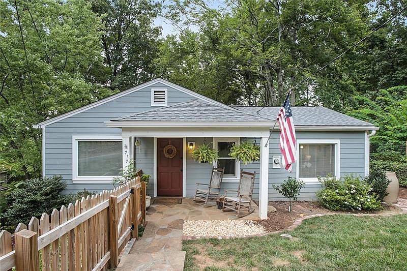 1st image of 717 Skyview Dr