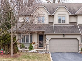 71 Sulphur Springs Rd #5, Hamilton, ON L9G5C1