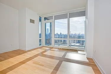 Rented by Weinman International Real Estate, Inc.