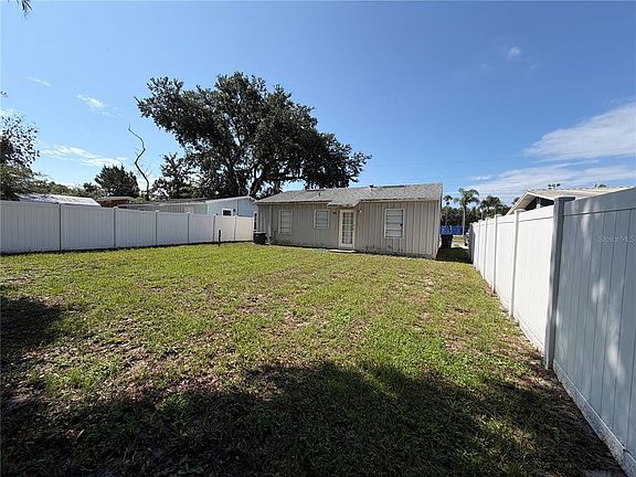5th image of 311 W BELLA VISTA STREET