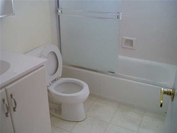 5th image of 1450 Melrose Ave Unit 54