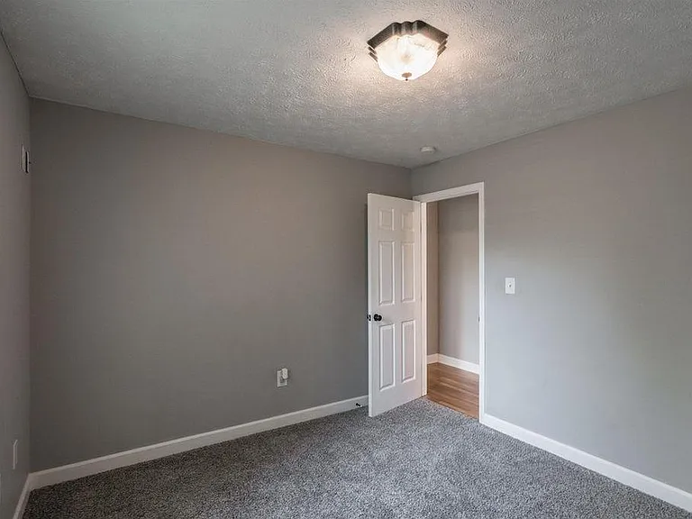 941 Belvedere Dr — Photo 29