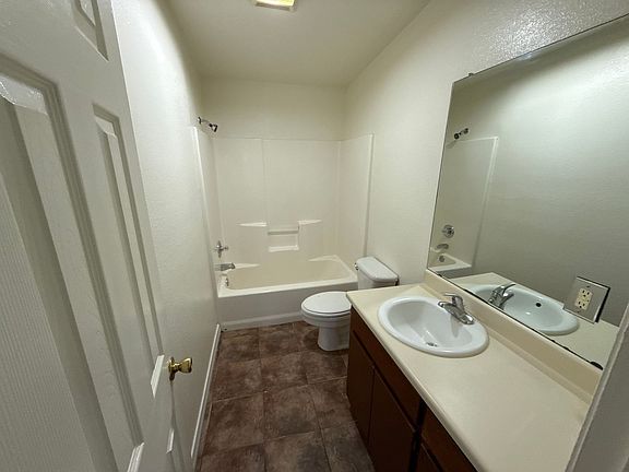 5th image of 200 S Boulder Ave #4
