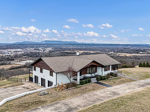 2nd image of 11 Bluff Dr