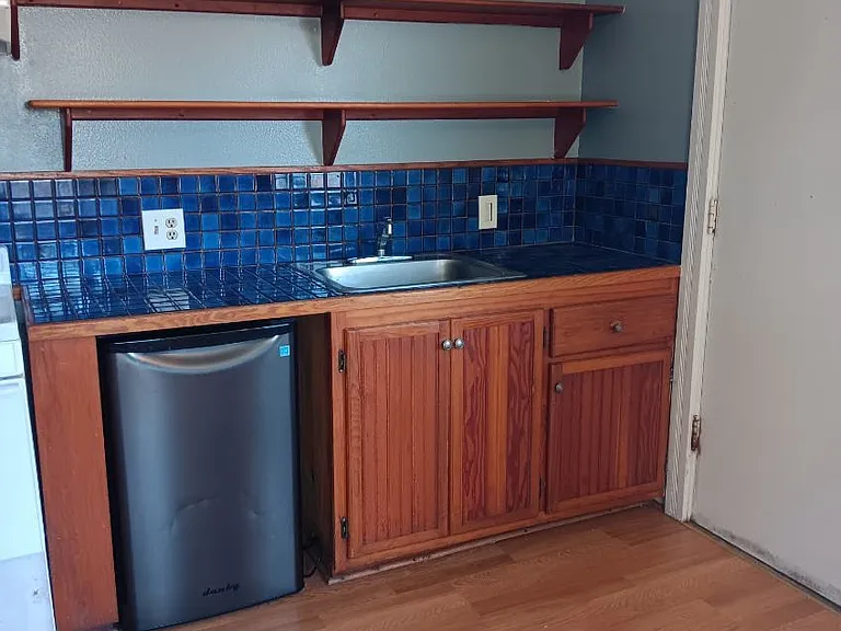 430 S Holladay Dr #8 — Photo 5