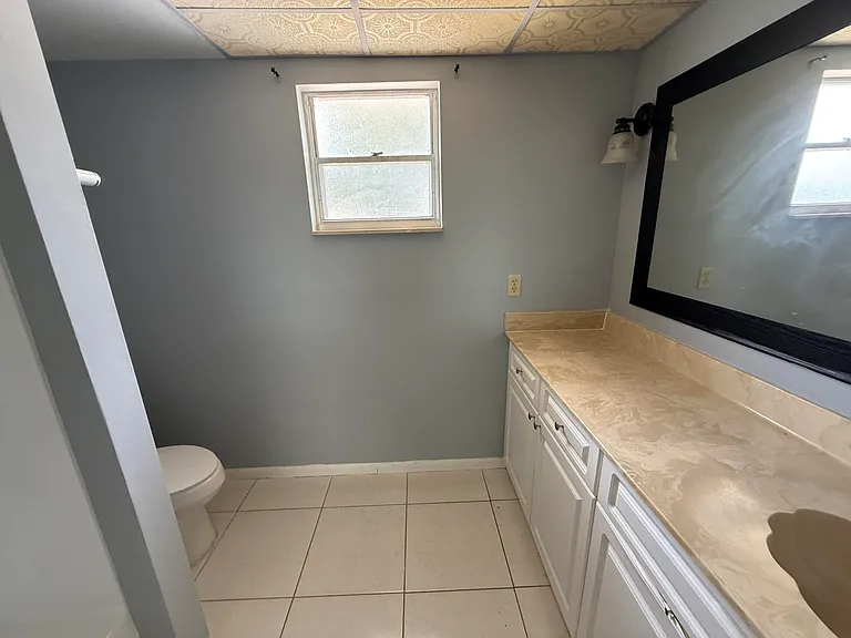 2519 Griffin Sq — Photo 8