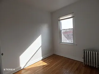 Rented by Sterea Agency