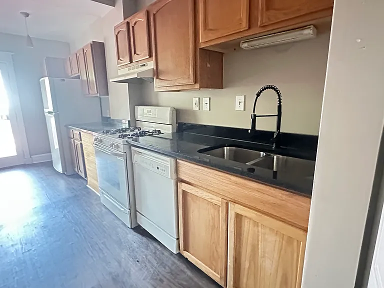 71 New York Ave NW #B — Photo 5