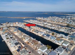 230 Bryn Mawr Ave, Lavallette, NJ 08735