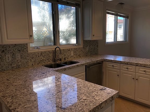 4th image of 843 15th St #3