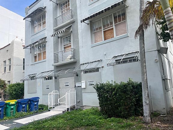 5th image of 1619 Lenox Ave APT 17