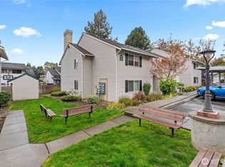 4231 NE 5th St APT A201, Renton, WA 98059