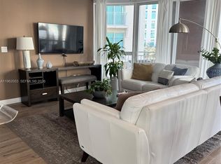 7275 SW 90th Way APT 301, Miami, FL 33156