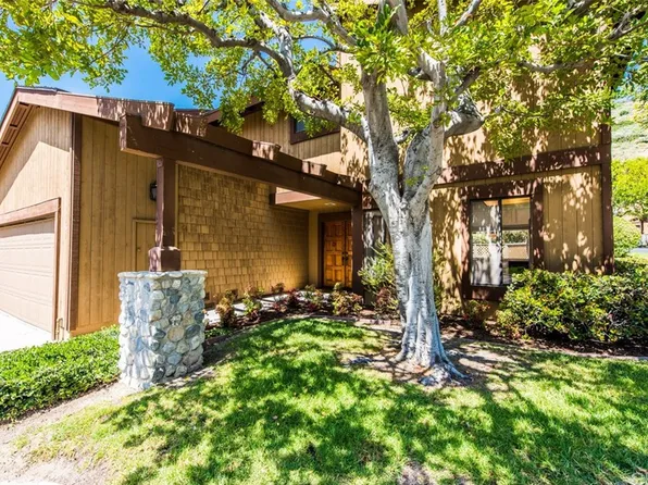 169 S Stonebrook Dr #16, Orange, CA 92869