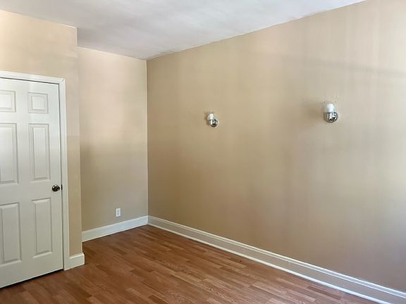 2nd image of 2043 Braddish Ave