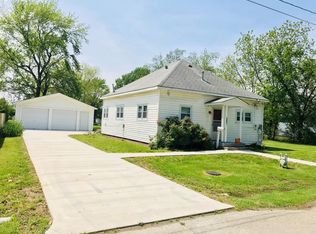 01315 N 10th St, Neodesha, KS 66757