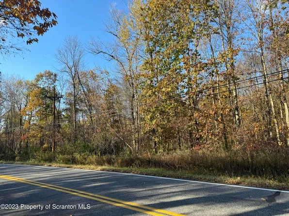 2 Lower Narrows Rd, Clarks Summit, PA 18411