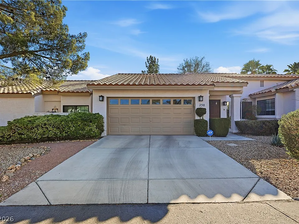 250 Garfield Dr