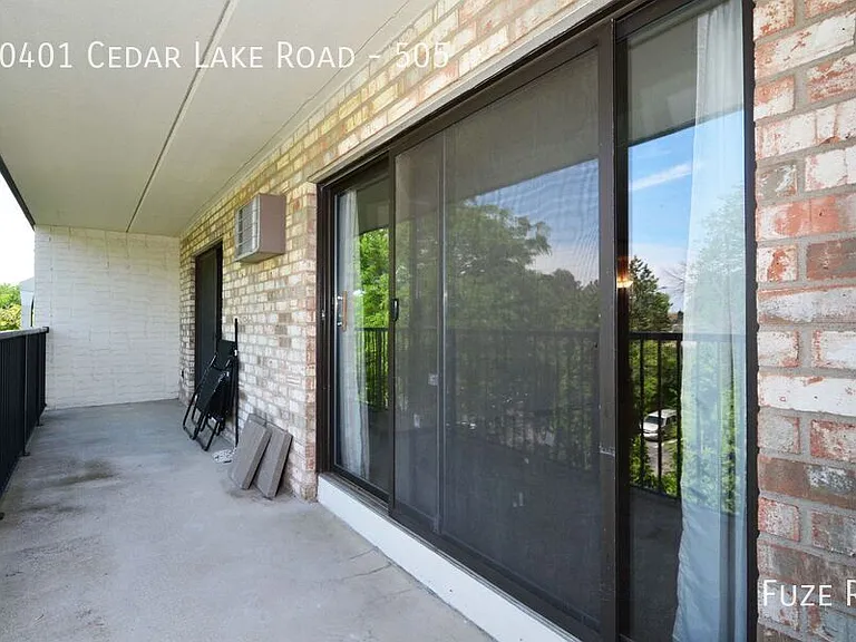 10401 Cedar Lake Rd #505 — Photo 19