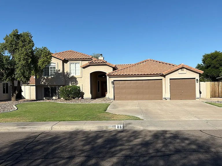 86 W Calle De Caballos — Photo 1
