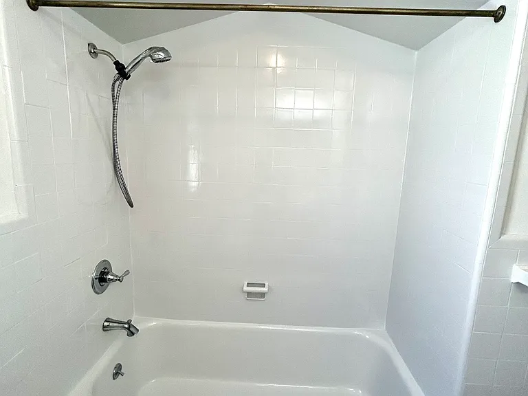105 Mitchell Ave #UPPER — Photo 23