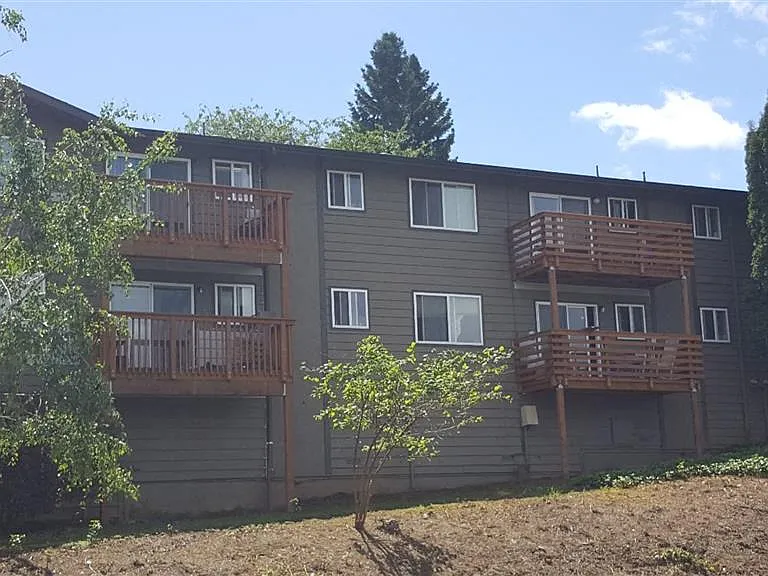 Ashley Court Apartments — Photo 14