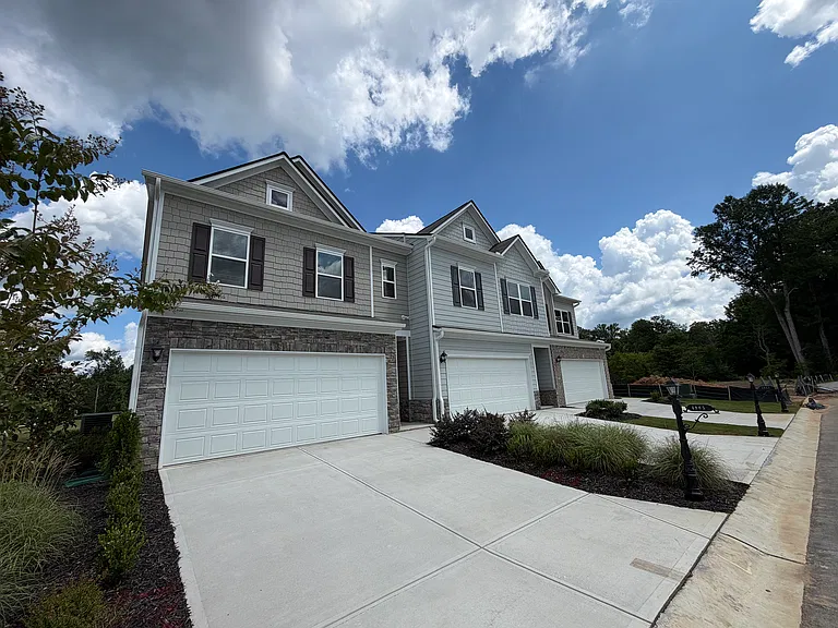 4917 Dresden Loop — Photo 37