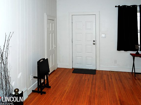 4th image of 3231 C St