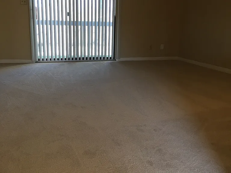180 Driftwood Ln — Photo 2