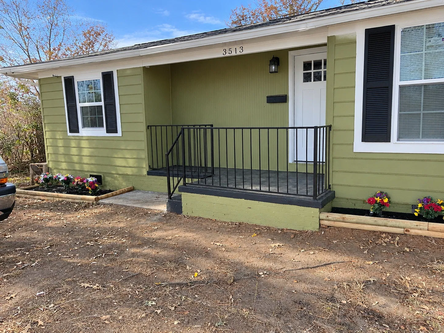 3 bed, 1200 sqft, $1,275 — Photo 2