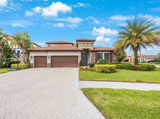 4508 Grand Lakeside Dr, Palm Harbor, FL 34684